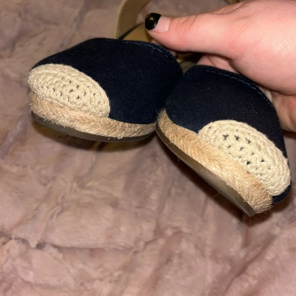 Tommy Hilfiger navy blue , Tan & Cream Wedge Sandals